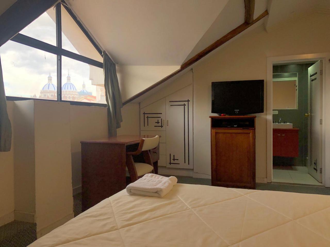 Hotel Spa Santa Ana Cuenca Bagian luar foto